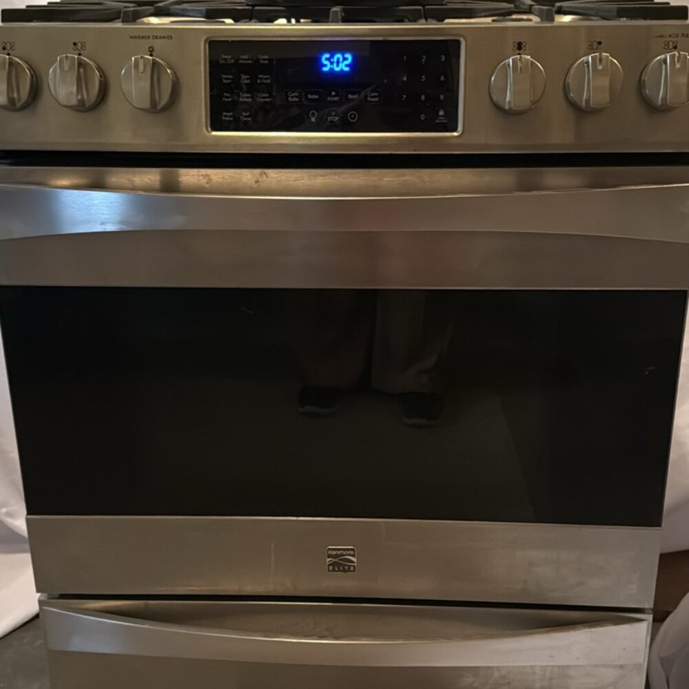 Kenmore Elite Front Control Gas Range